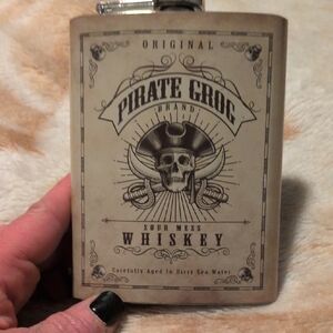 Whiskey Flask - Brown